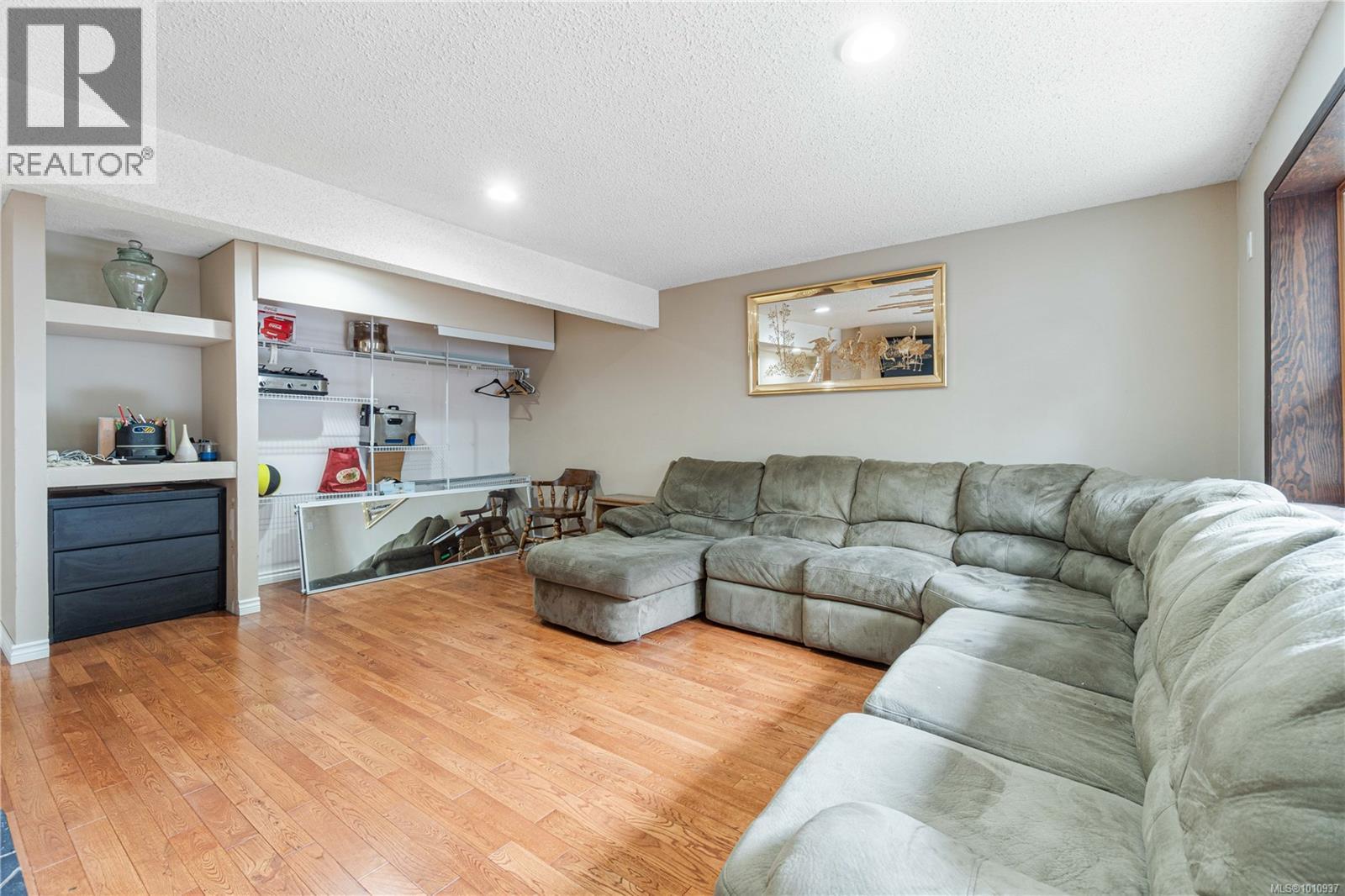 Photo 17 of 2100 Cinnabar Dr, Nanaimo BC