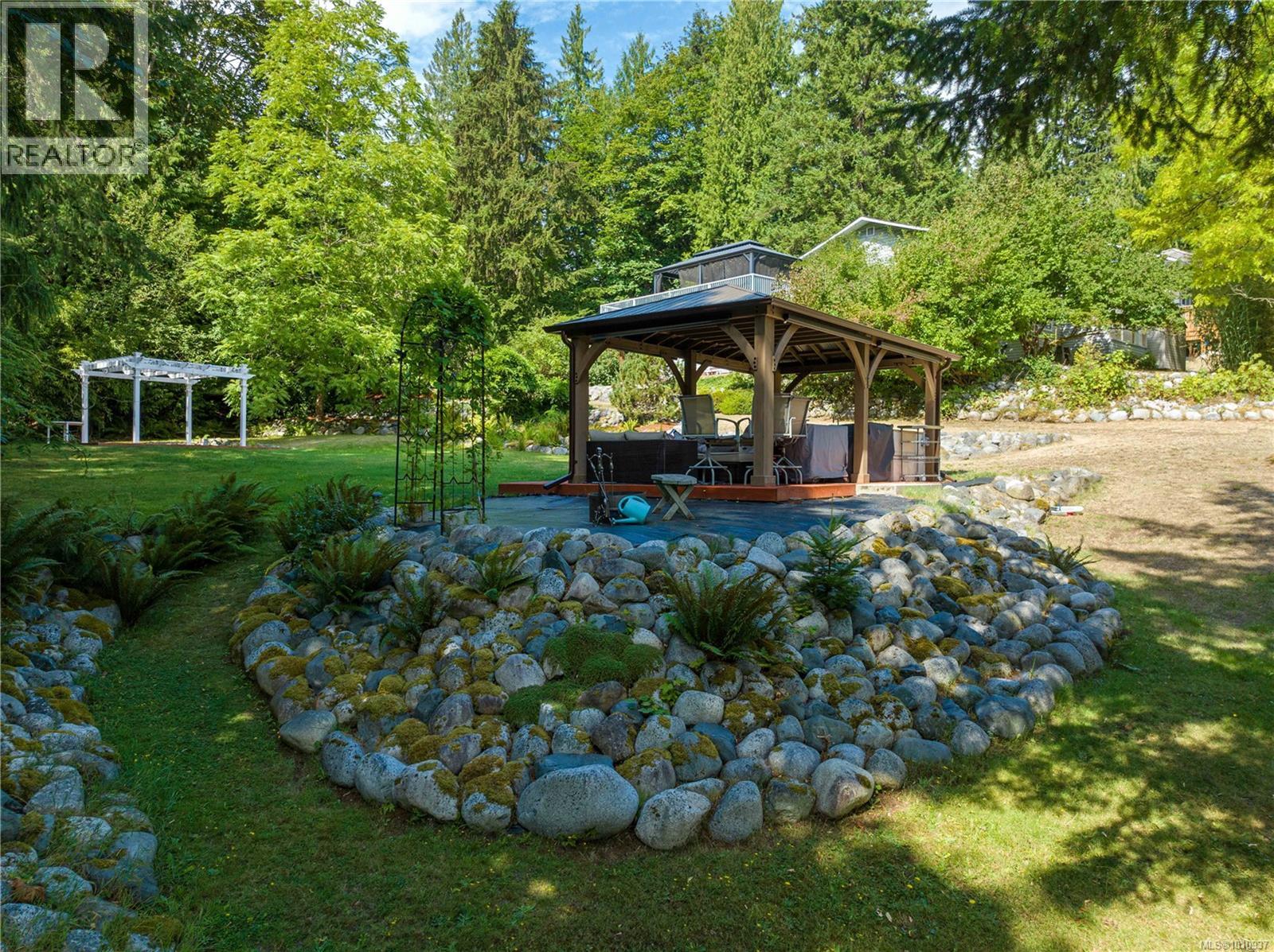 Photo 15 of 2100 Cinnabar Dr, Nanaimo BC