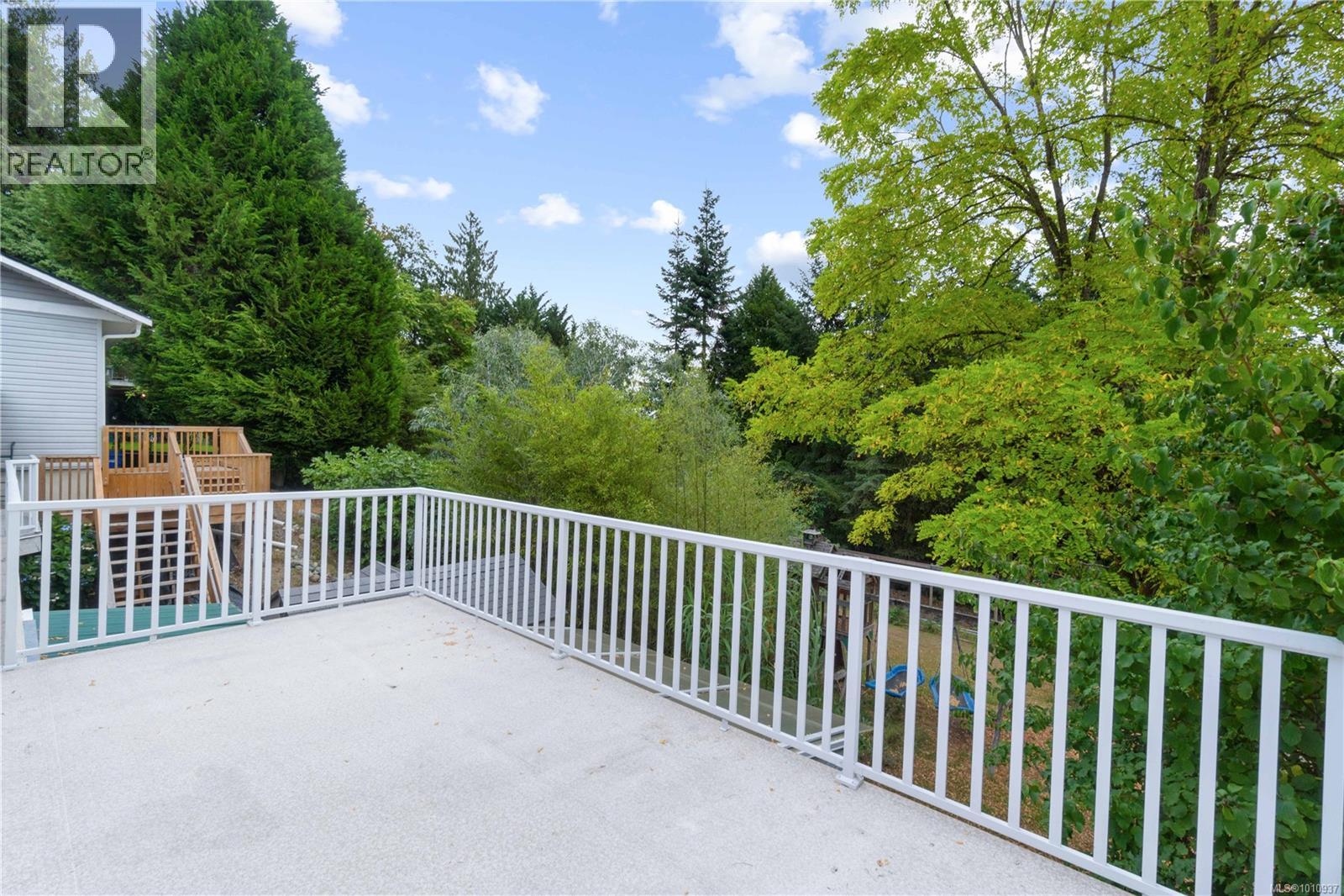 Photo 23 of 2100 Cinnabar Dr, Nanaimo BC