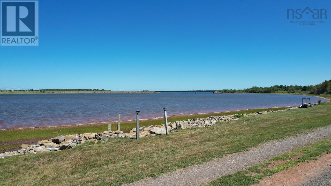 Property photo of 488 Bridgeview Lane