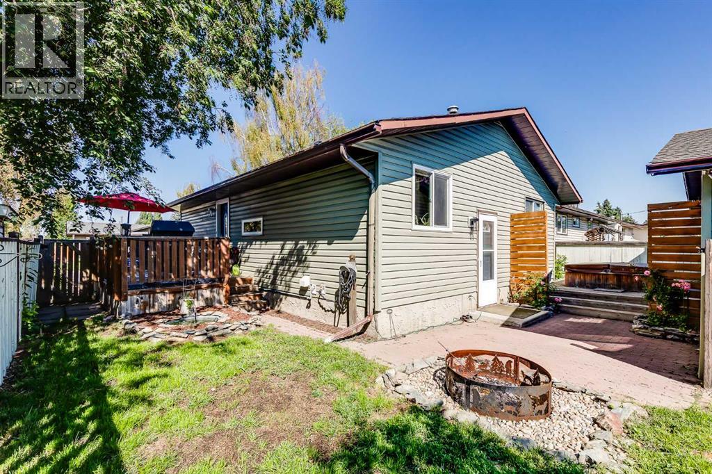 Photo 31 of 1822 Summerfield Boulevard Se, Airdrie AB