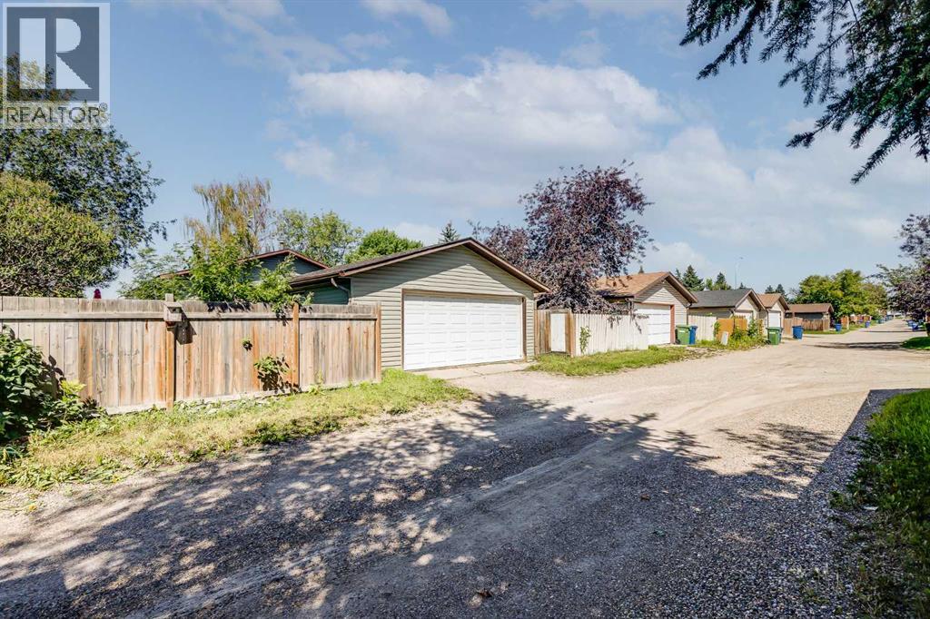 Photo 34 of 1822 Summerfield Boulevard Se, Airdrie AB