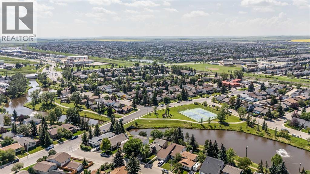 Photo 42 of 1822 Summerfield Boulevard Se, Airdrie AB