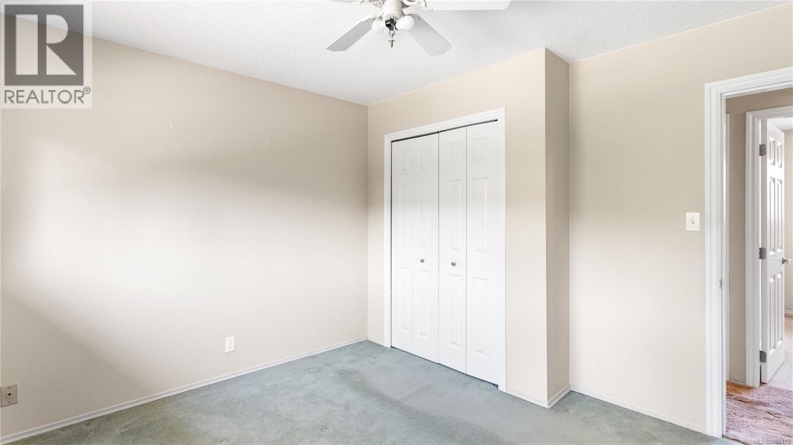 Single Family House for Sale in  Vanalman Ave Saanich 
