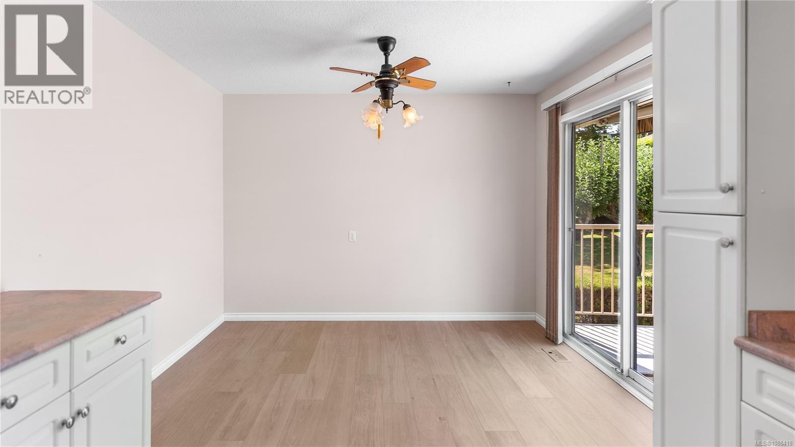 Single Family House for Sale in  Vanalman Ave Saanich 