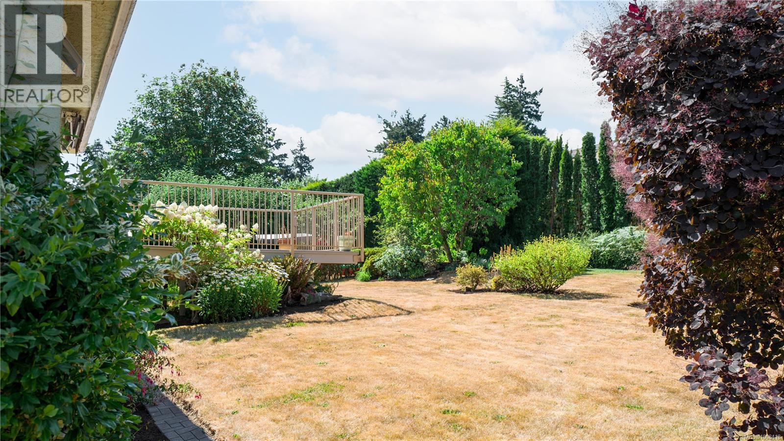 Single Family House for Sale in  Vanalman Ave Saanich 