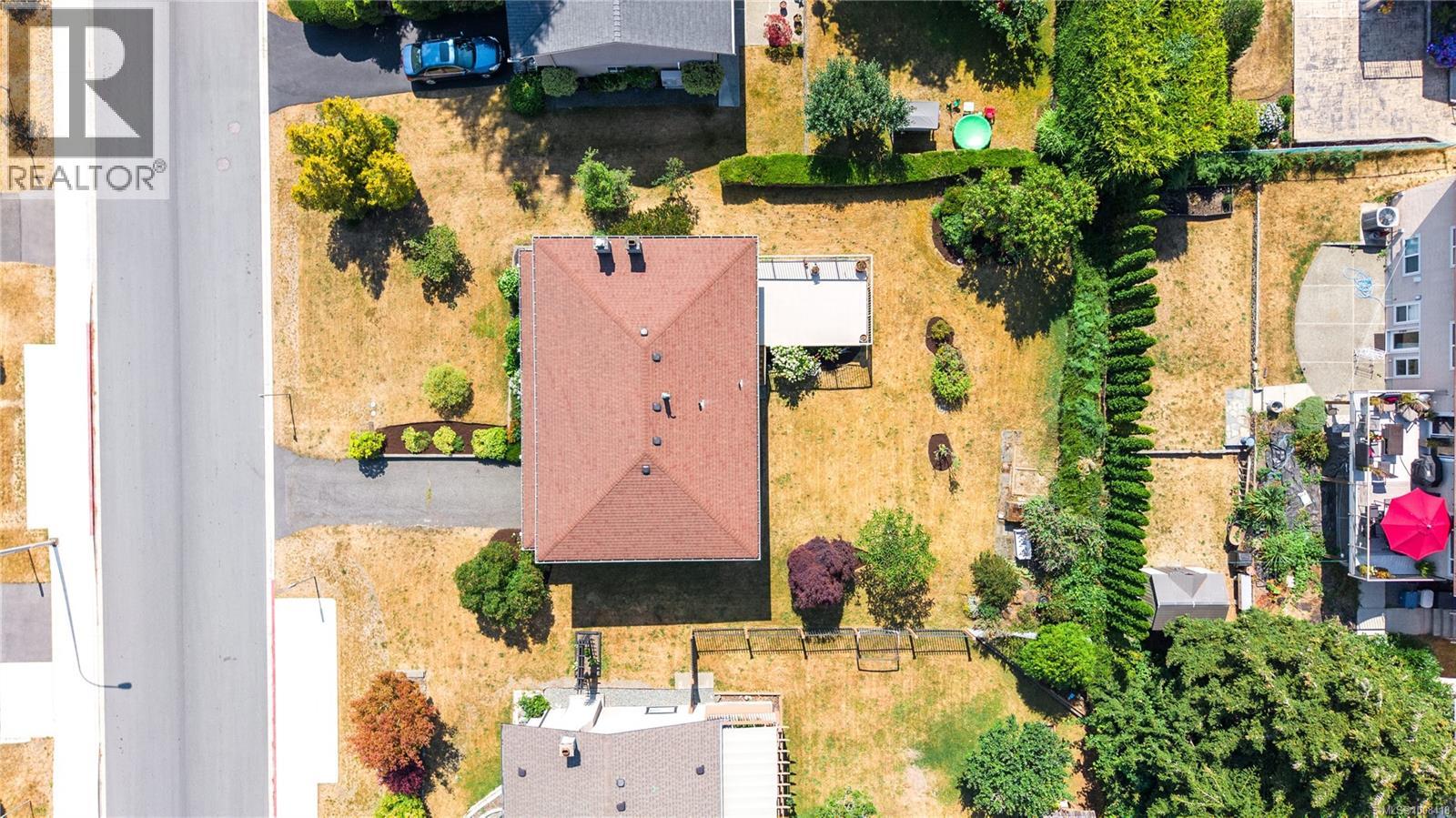 Single Family House for Sale in  Vanalman Ave Saanich 