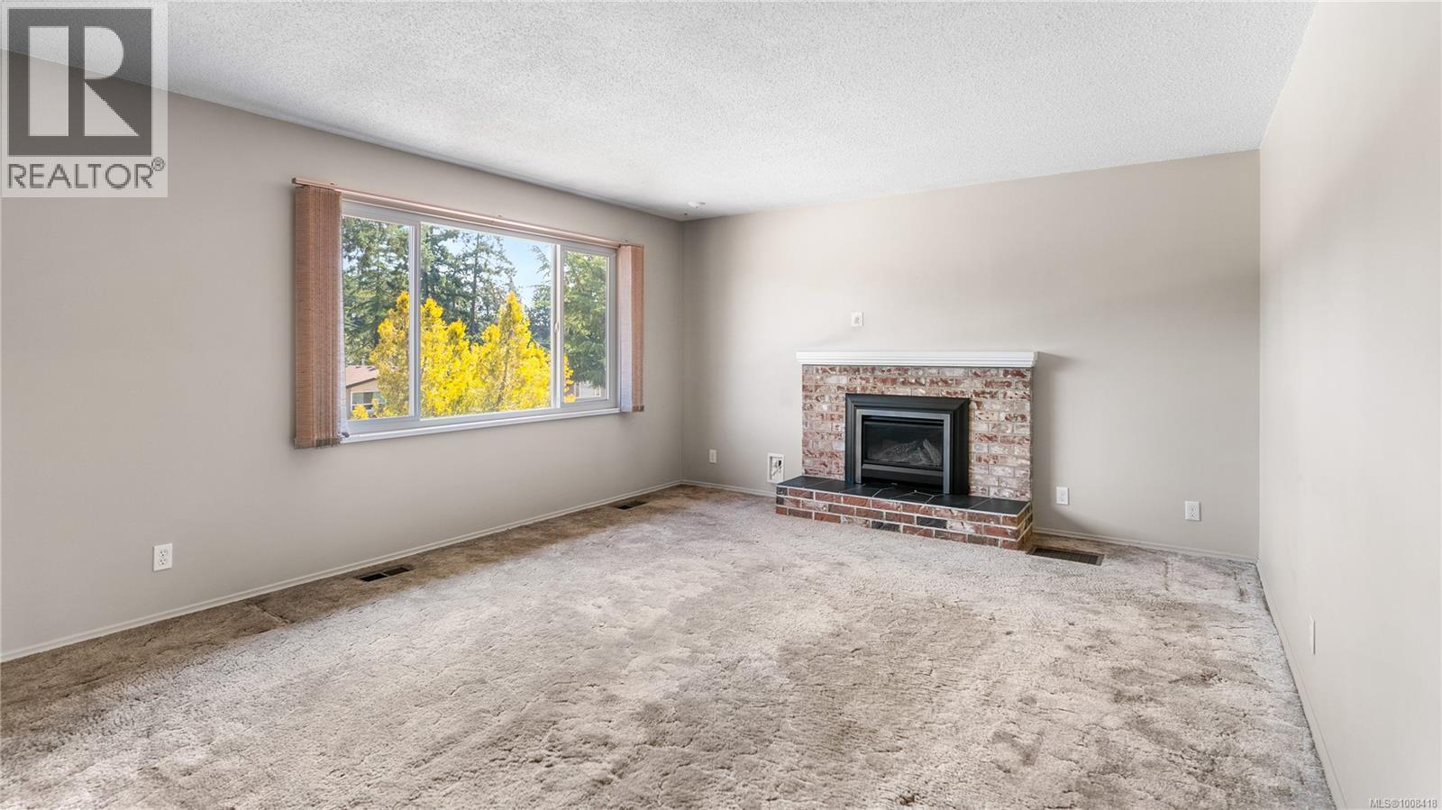 Single Family House for Sale in  Vanalman Ave Saanich 