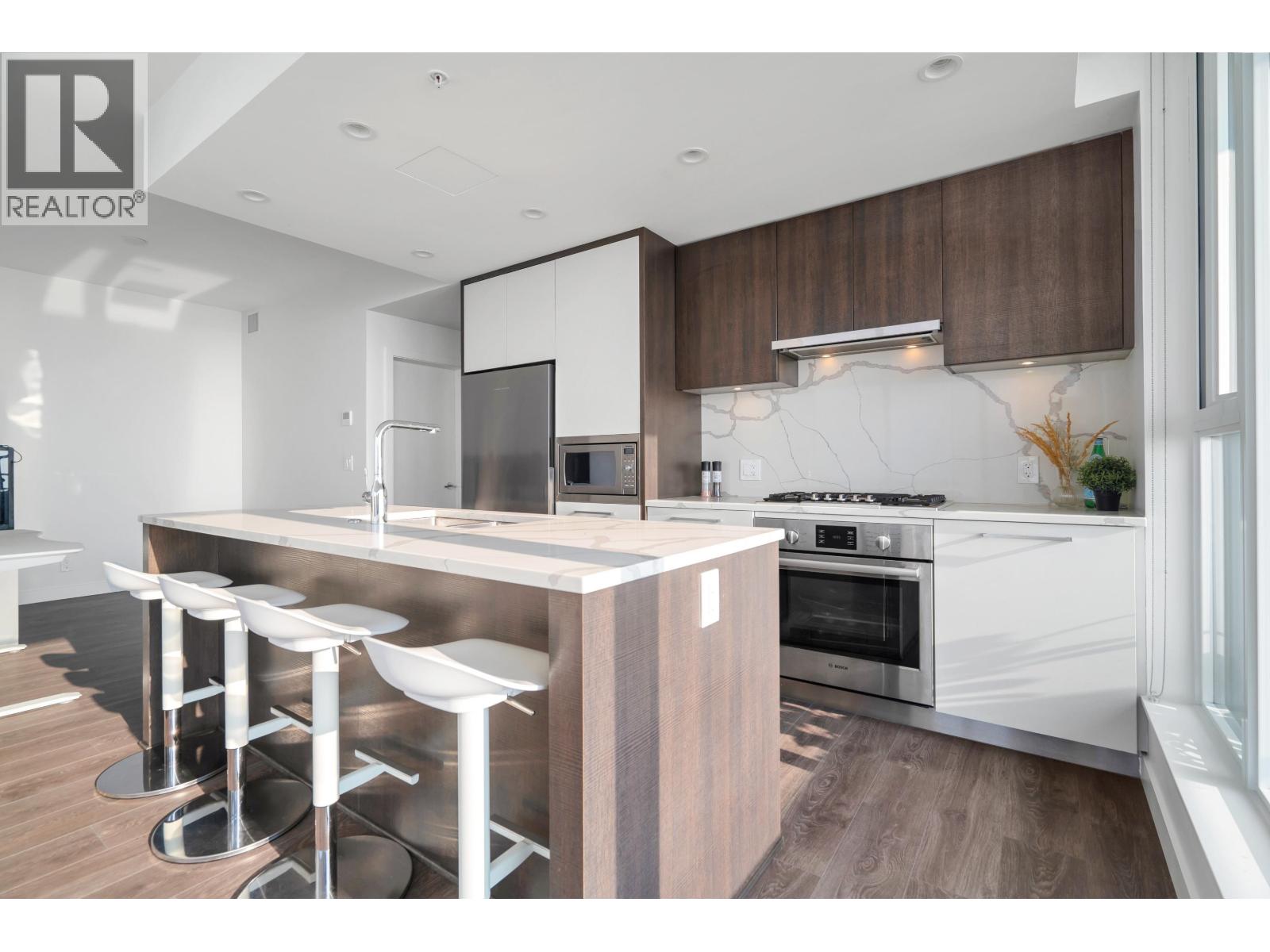 Photo 33 of 3806 567 Clarke Road, Coquitlam BC