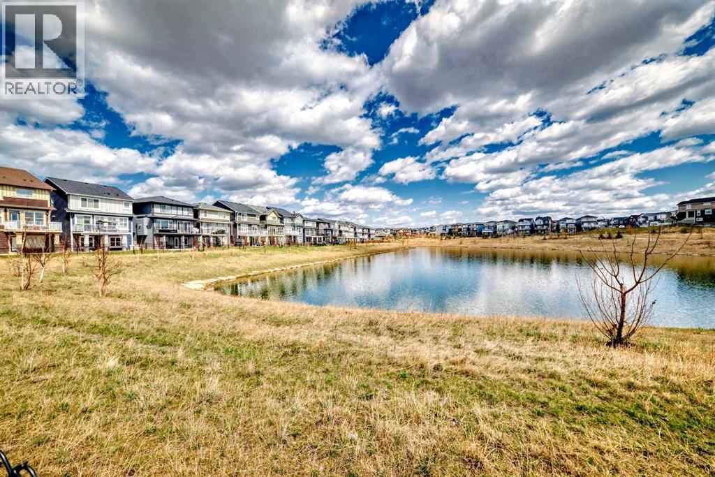 Single Family House for Sale in  Carringsby Landing NW Carrington Calgary 