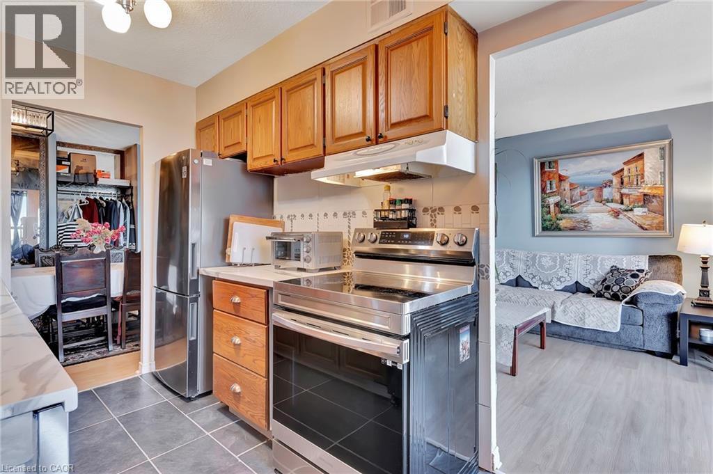 Photo 15 of 81 Church Street Unit 503, Kitchener ON