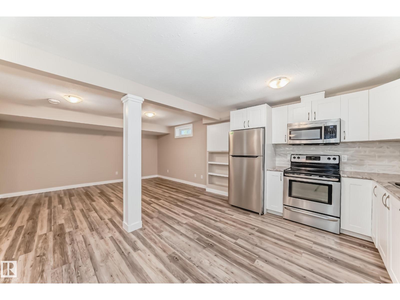 Photo 38 of 8504 152 A Av Nw, Edmonton AB