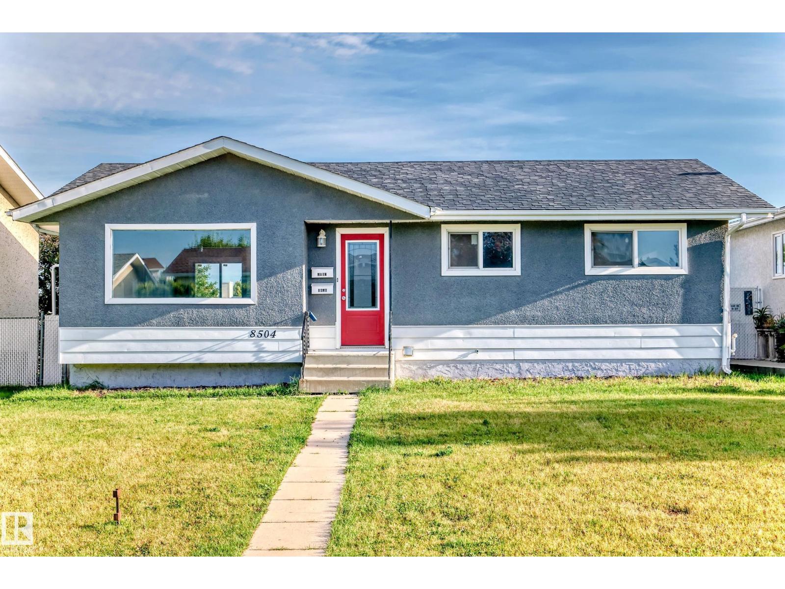 Photo 35 of 8504 152 A Av Nw, Edmonton AB