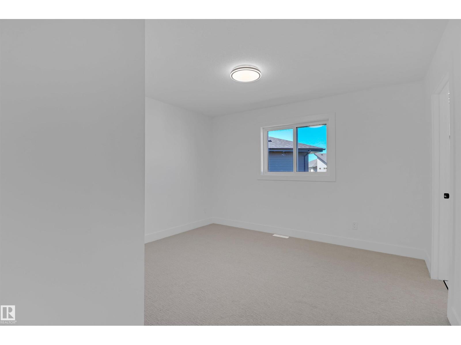 Photo 38 of 1504 151 Av Nw, Edmonton AB