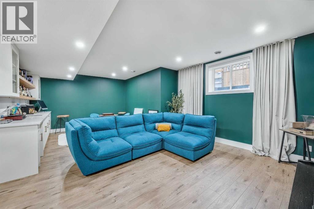 Single Family House for Sale in  Treeline Common SW Alpine Park Calgary 