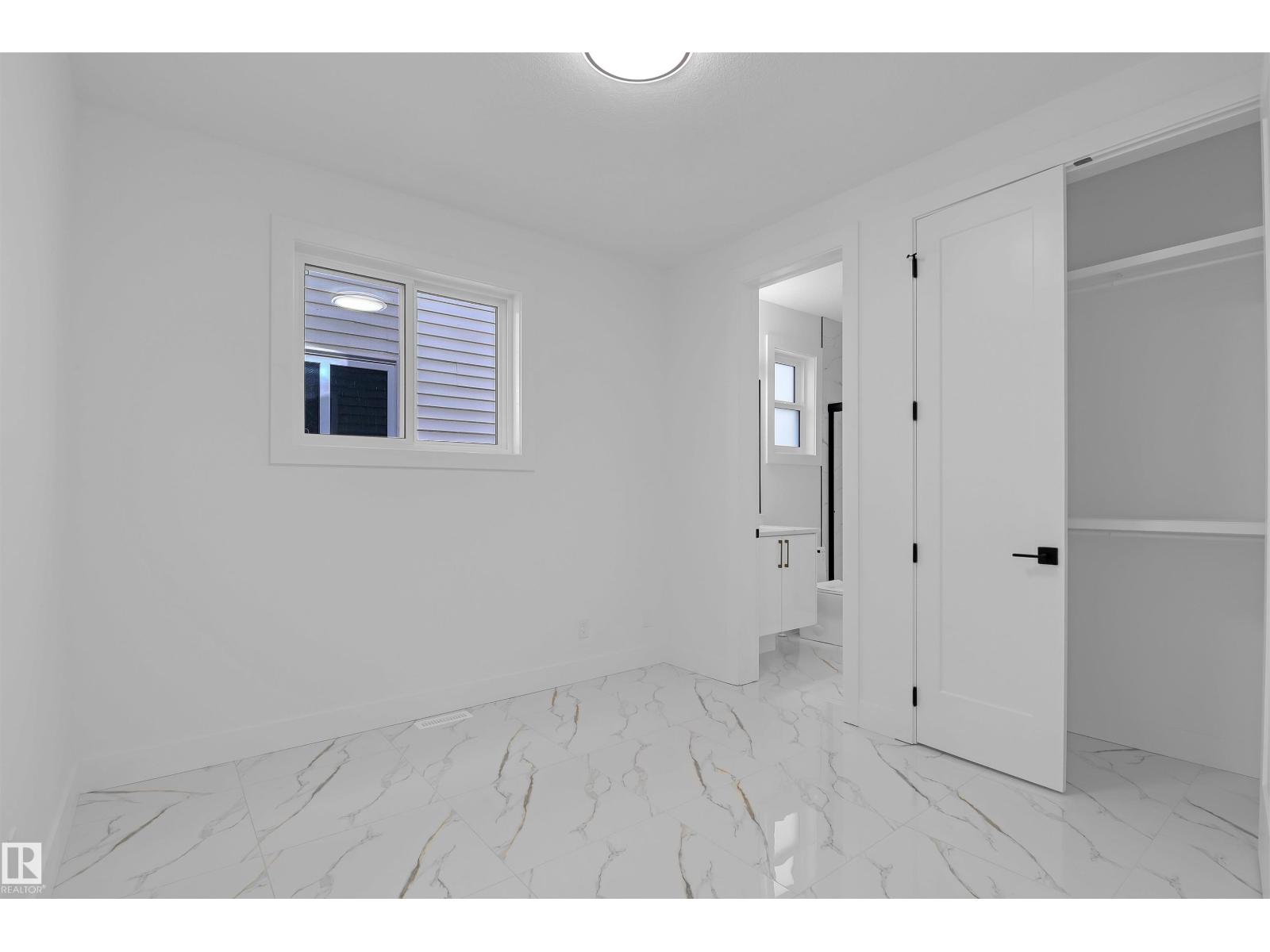 Photo 9 of 1504 151 Av Nw, Edmonton AB