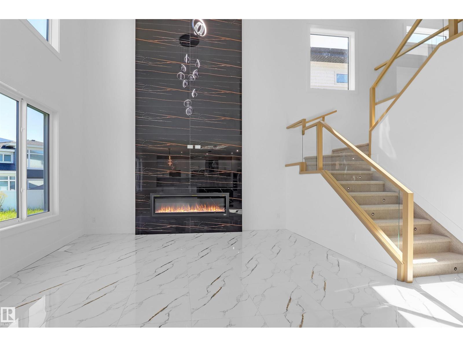 Photo 18 of 1504 151 Av Nw, Edmonton AB