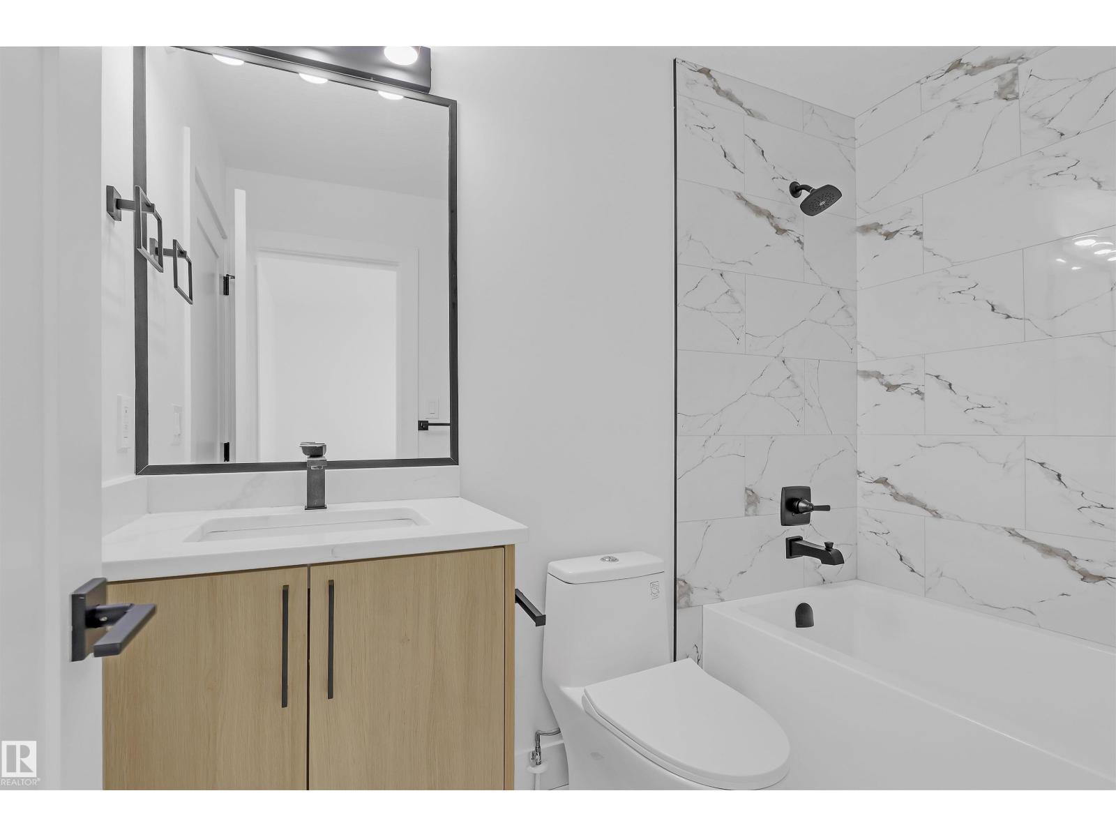 Photo 31 of 1504 151 Av Nw, Edmonton AB