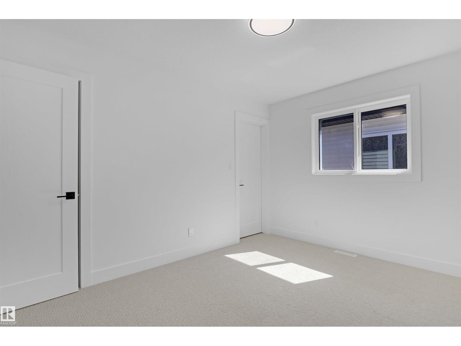 Photo 33 of 1504 151 Av Nw, Edmonton AB