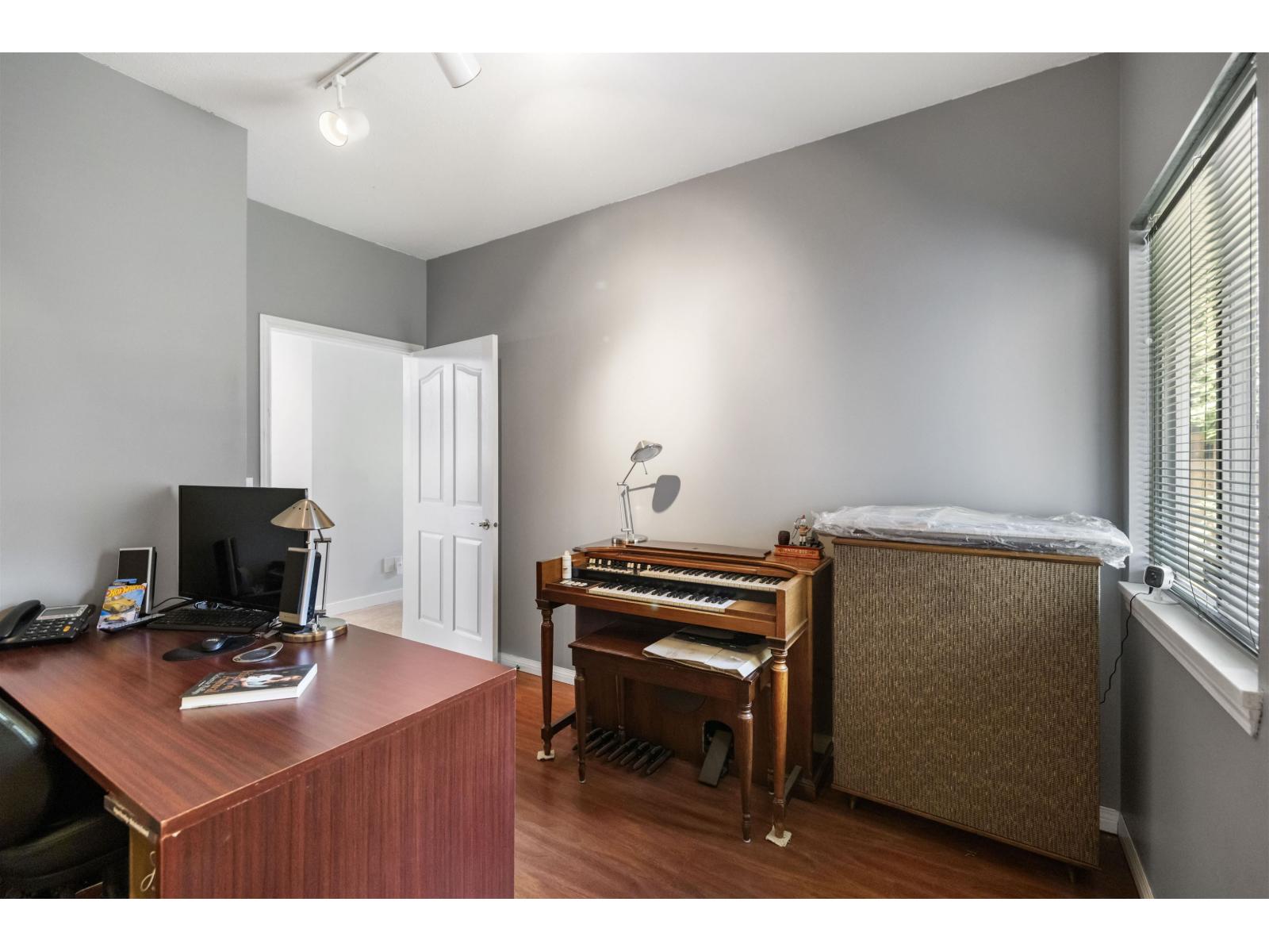 Photo 18 of 4648 219 Street, Langley BC