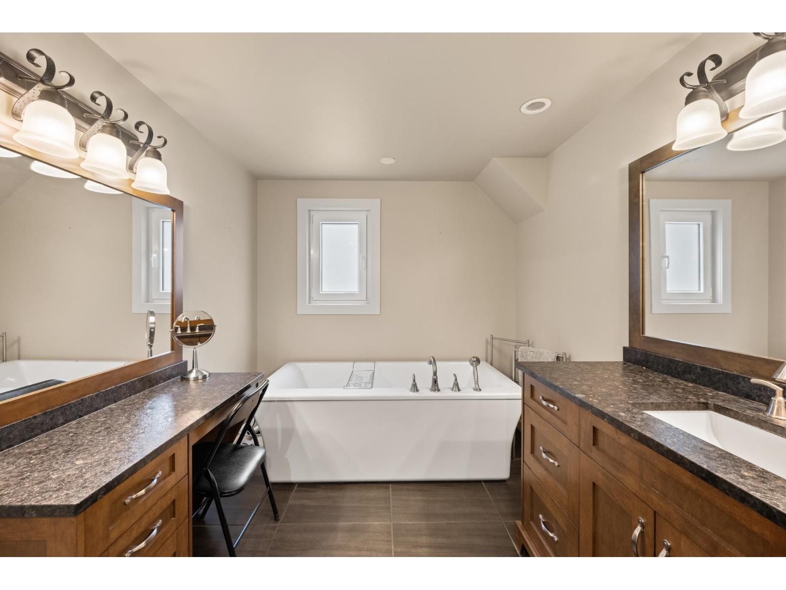 Photo 15 of 6124 264 Street, Langley BC