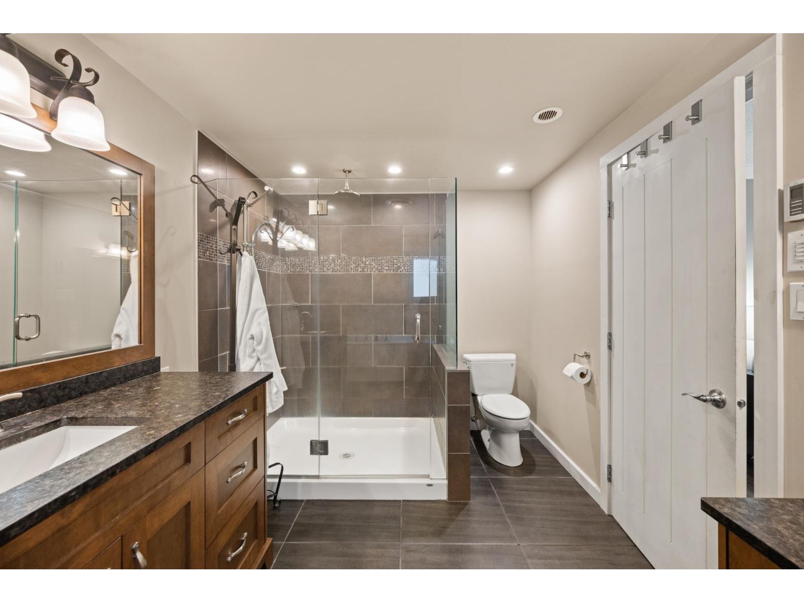 Photo 16 of 6124 264 Street, Langley BC