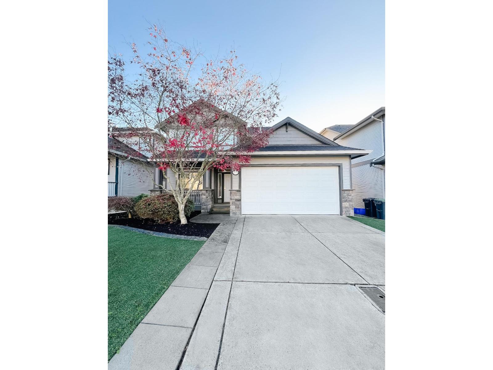 Photo 1 of 20118 71 A Avenue, Langley BC