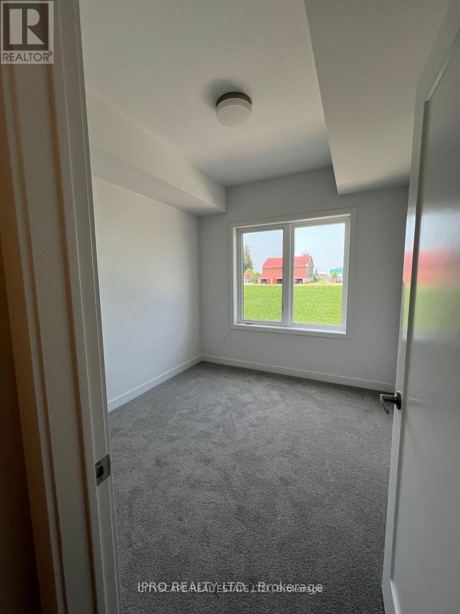Photo 8 of 58 940 St David N Street, Centre Wellington ON