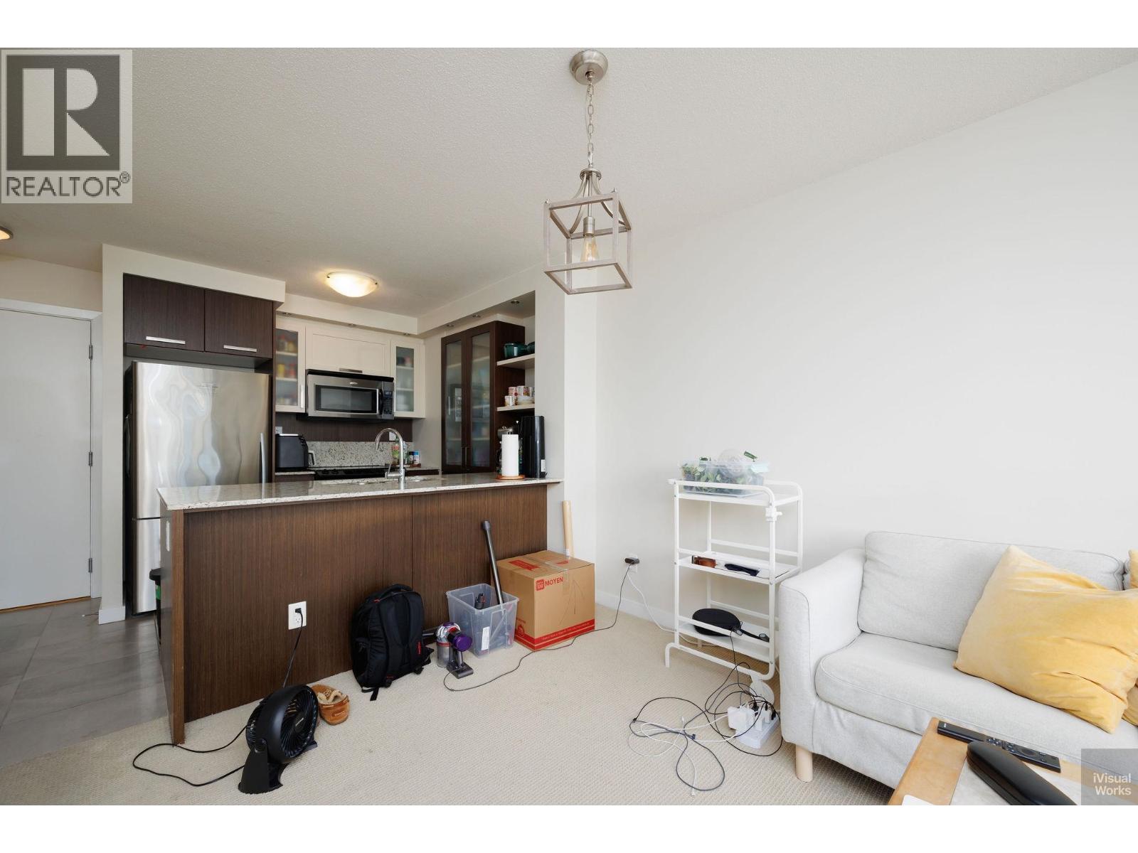 Photo 10 of 704 2980 Atlantic Avenue, Coquitlam BC