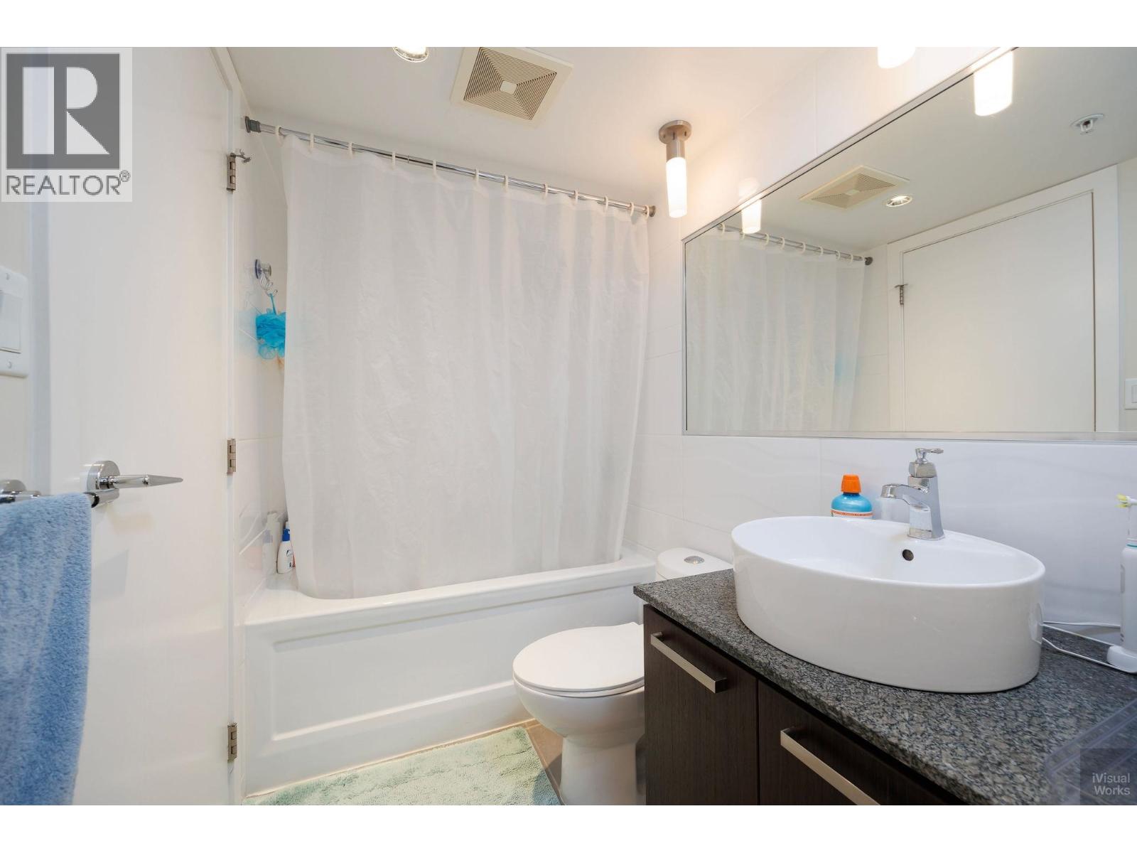 Photo 16 of 704 2980 Atlantic Avenue, Coquitlam BC