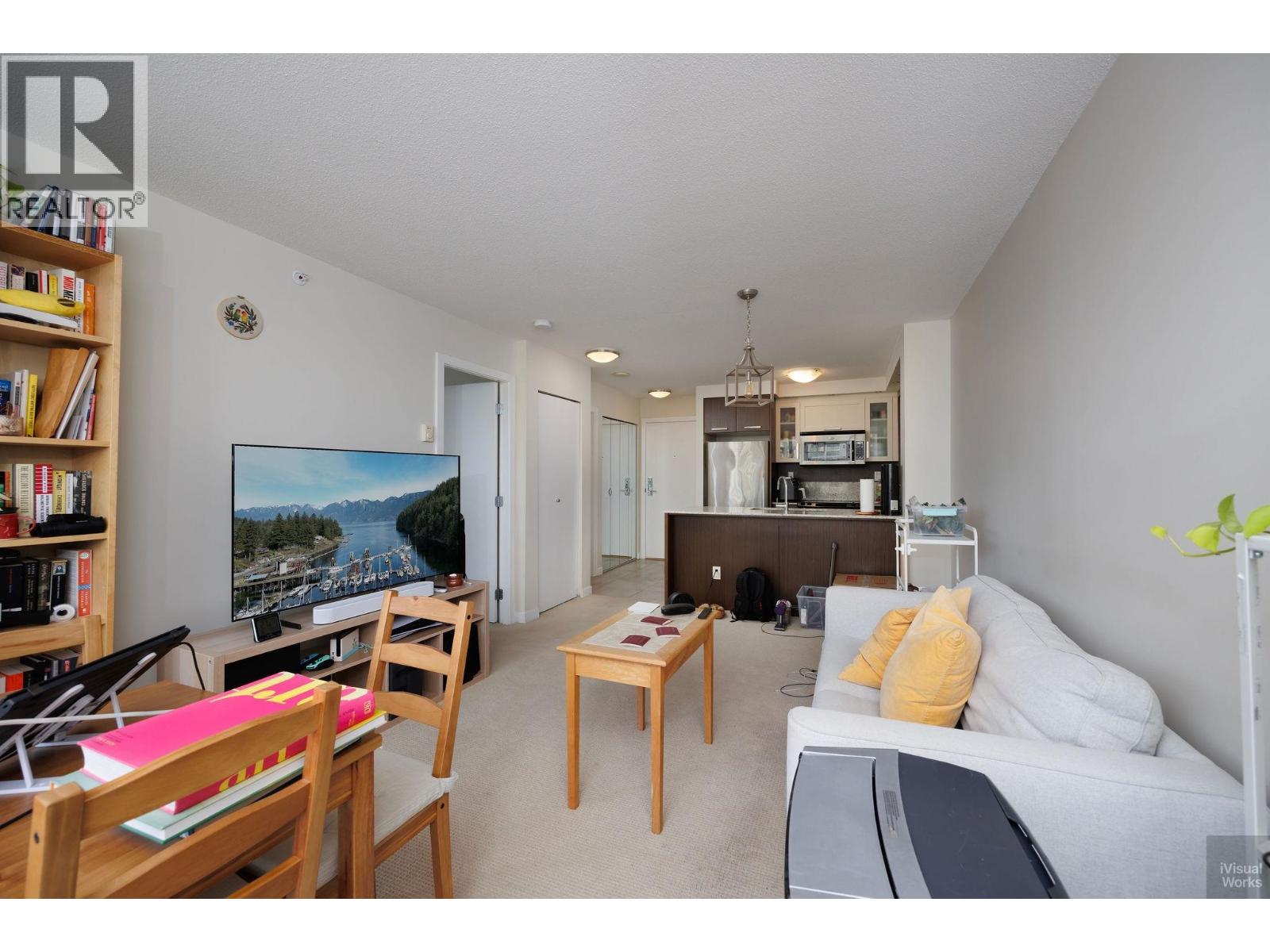 Photo 5 of 704 2980 Atlantic Avenue, Coquitlam BC
