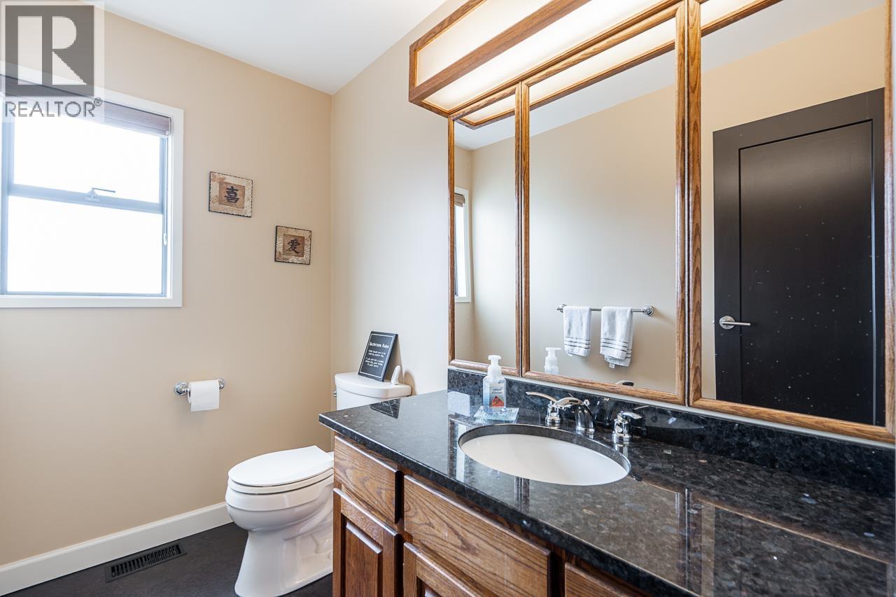 Photo 12 of 7379 Montecito Drive, Burnaby BC