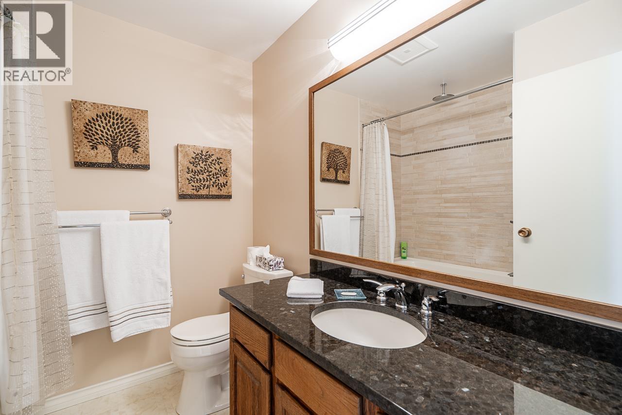 Photo 17 of 7379 Montecito Drive, Burnaby BC