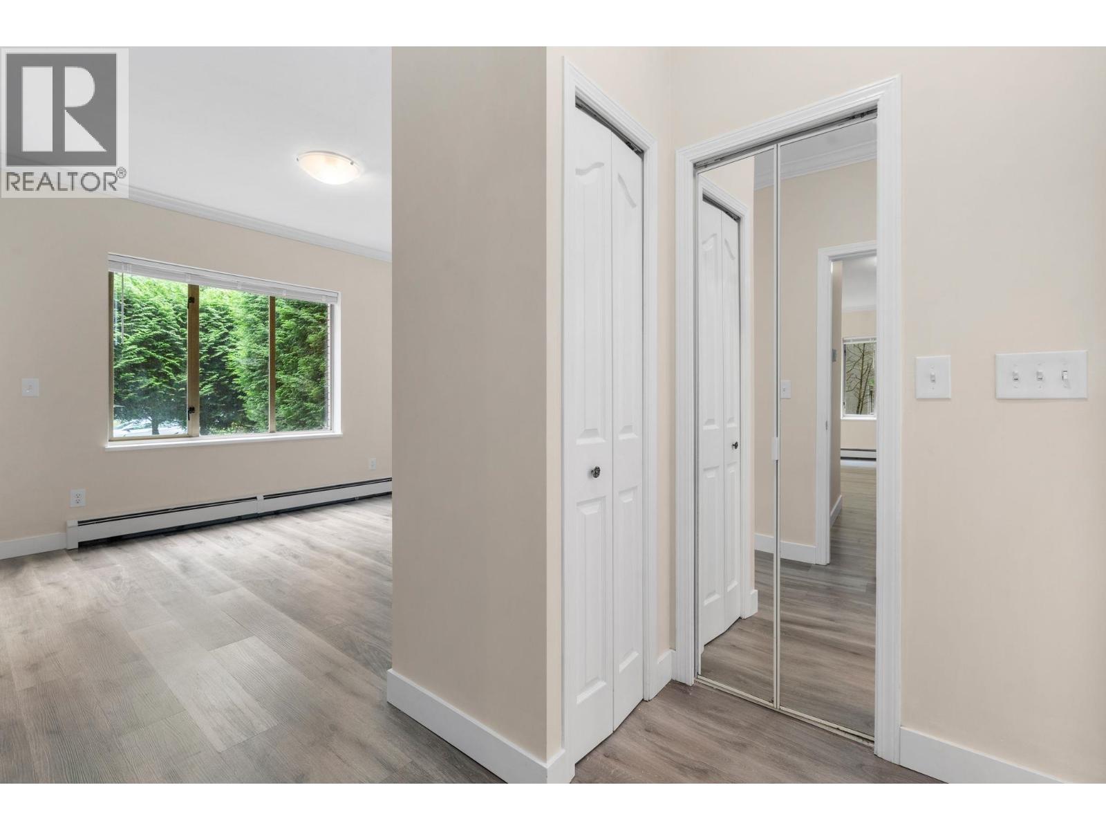 Photo 28 of 105 6688 Burlington Avenue, Burnaby BC