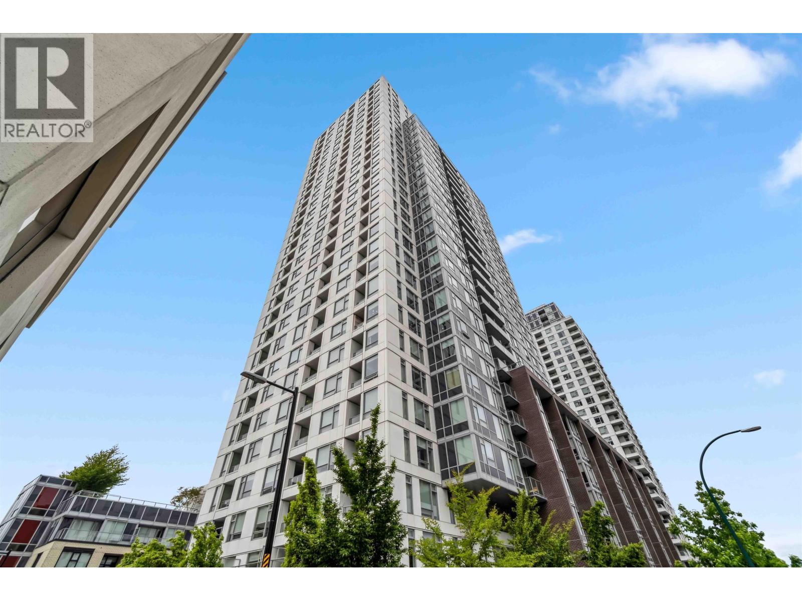 Photo 4 of 1902 5665 Boundary Road, Vancouver BC