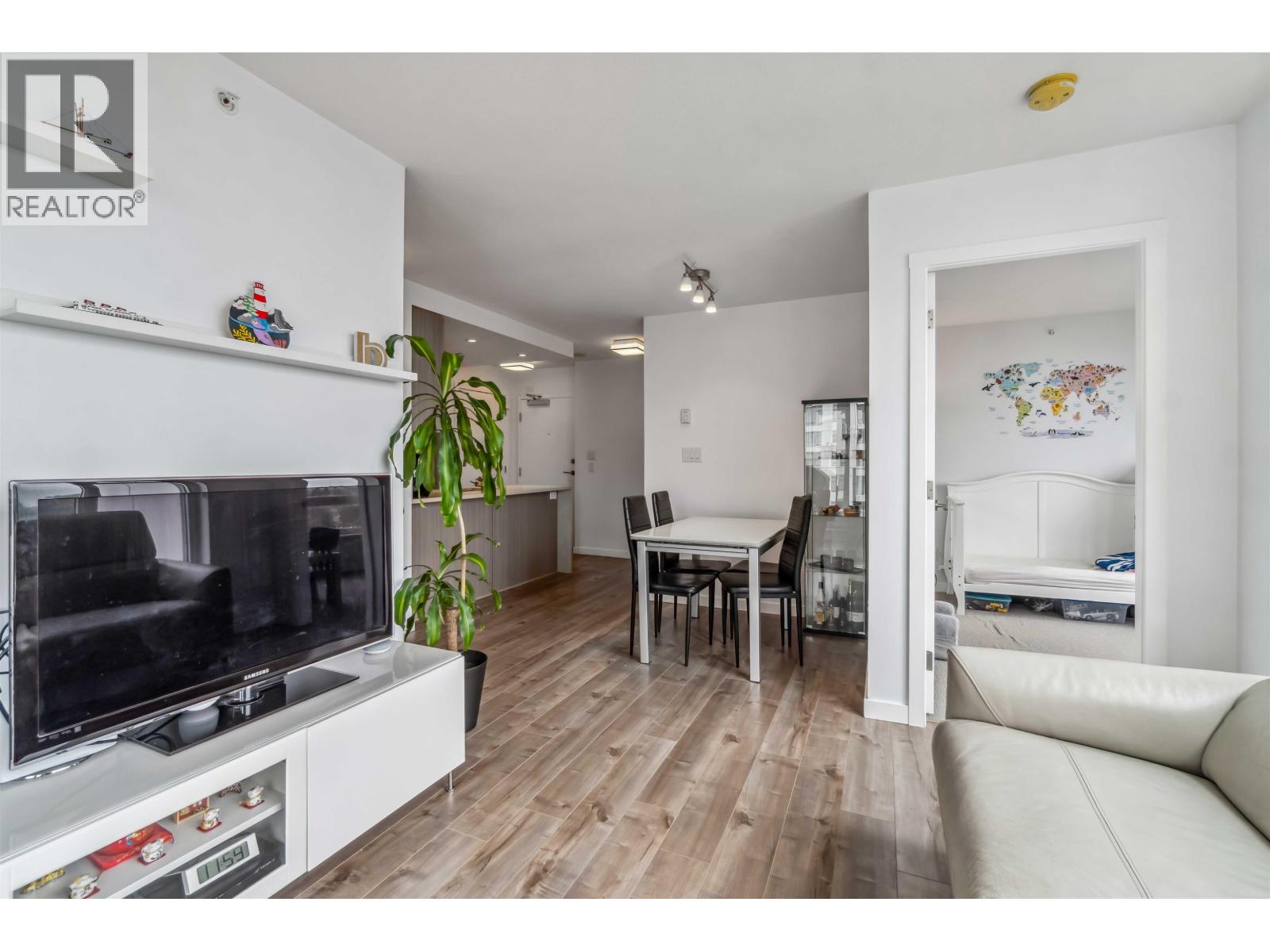 Photo 31 of 1902 5665 Boundary Road, Vancouver BC