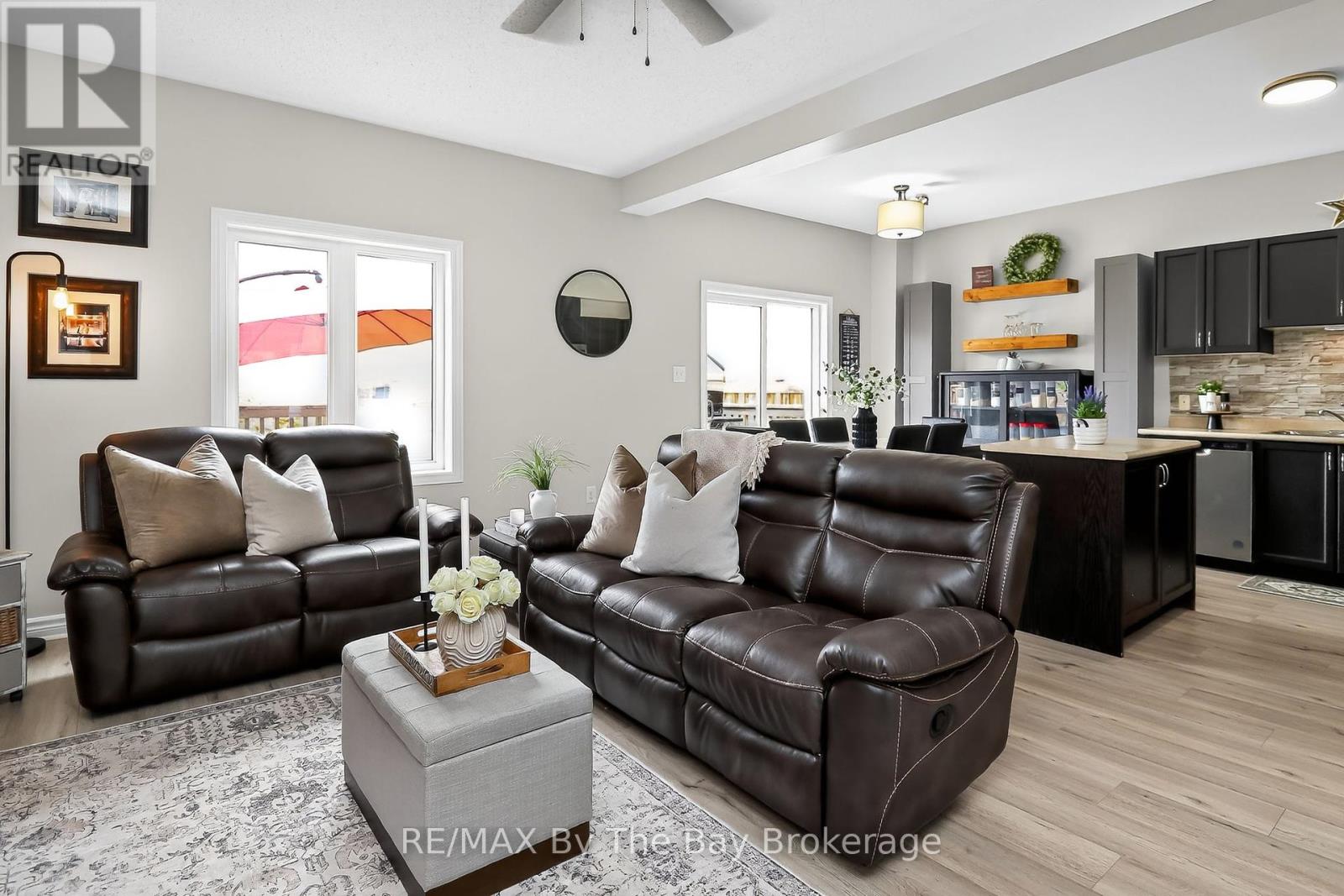 Photo 15 of 63 Robertson Street, Collingwood ON