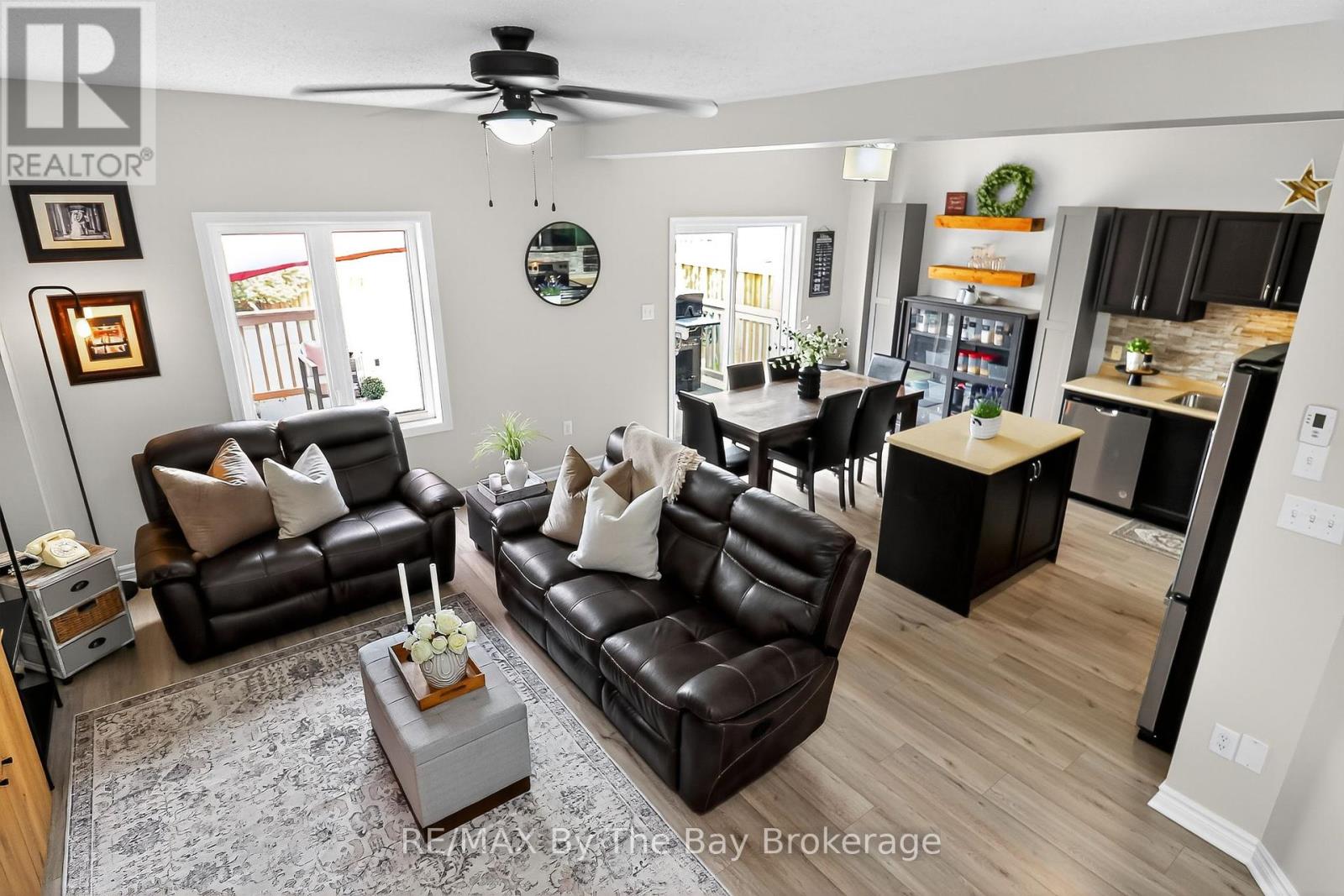 Photo 17 of 63 Robertson Street, Collingwood ON