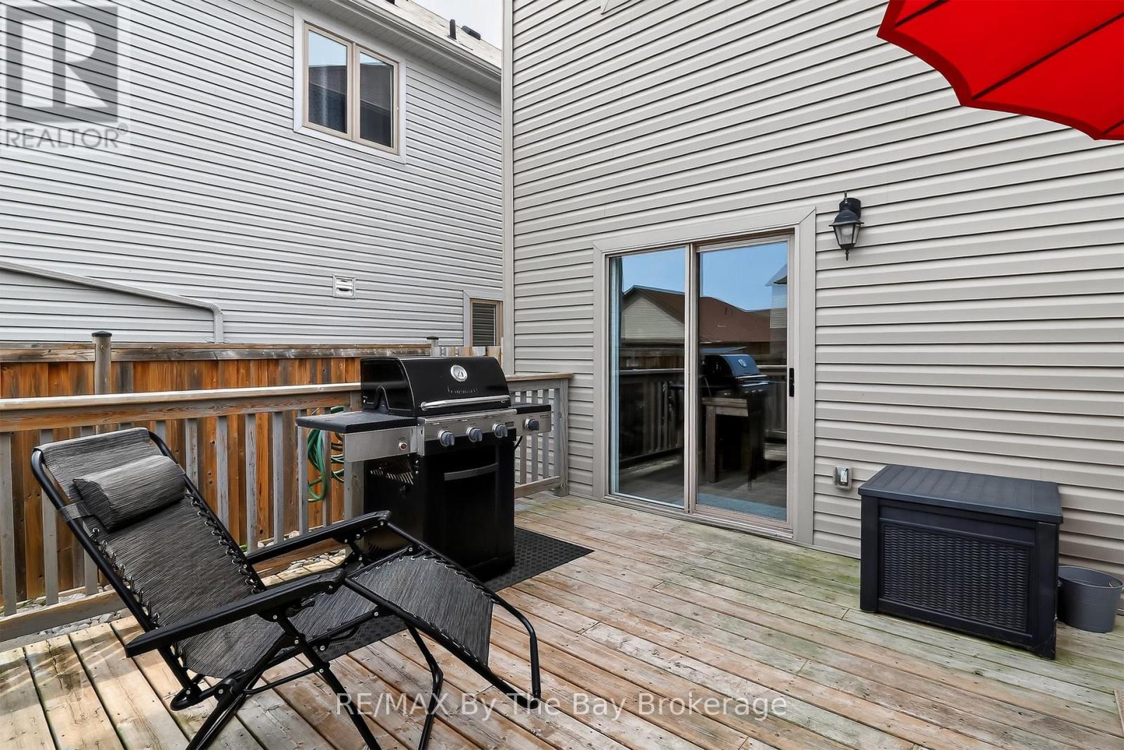Photo 40 of 63 Robertson Street, Collingwood ON
