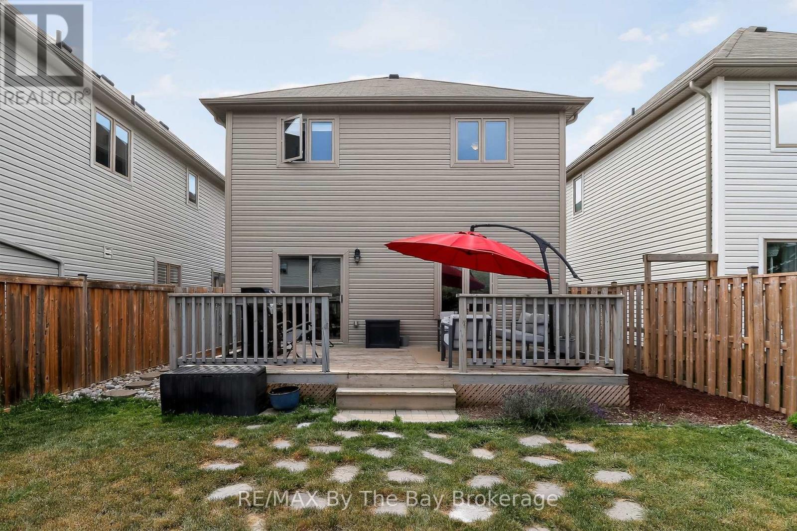 Photo 43 of 63 Robertson Street, Collingwood ON