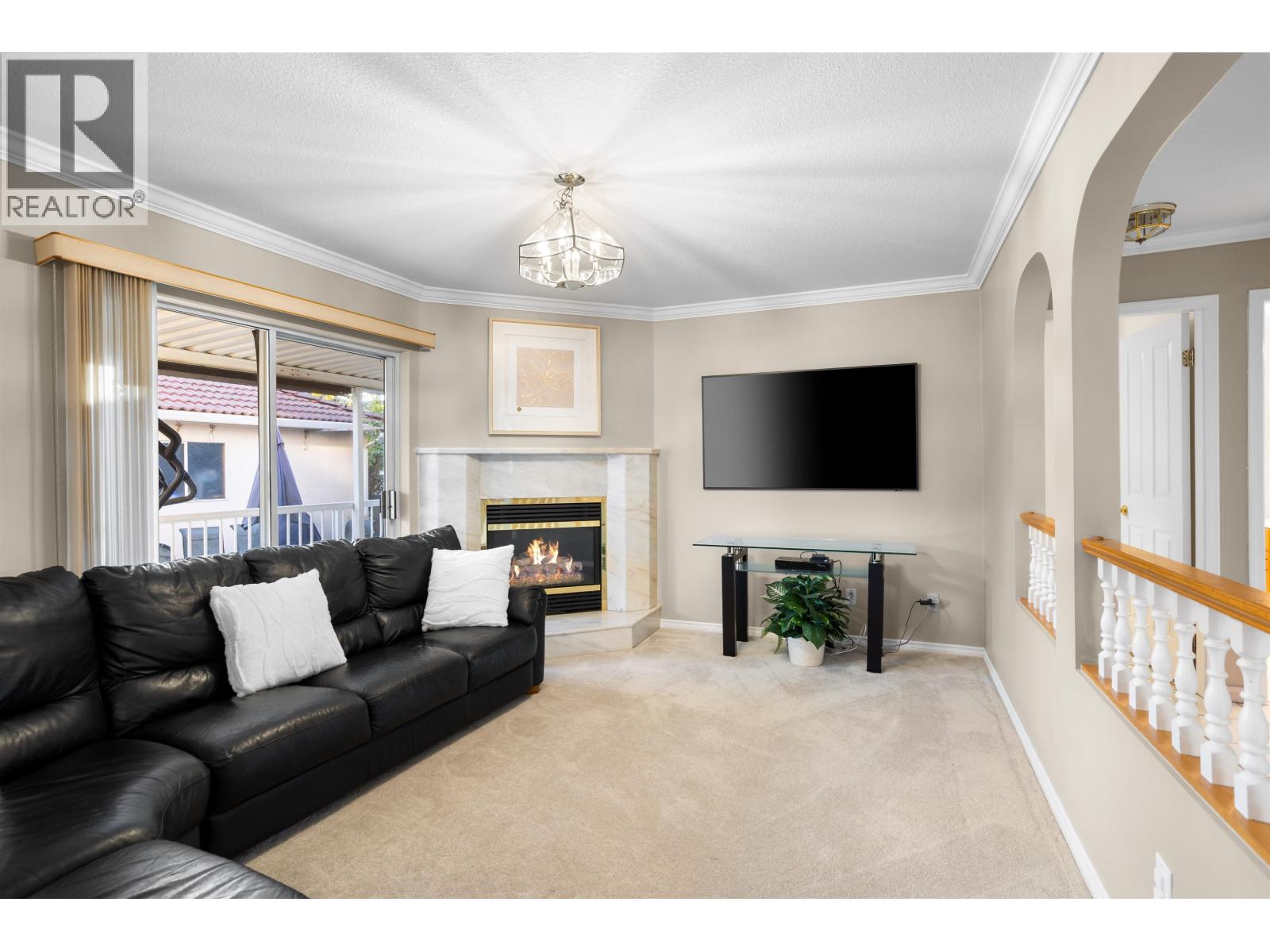 Photo 3 of 5455 Chambers Street, Vancouver BC