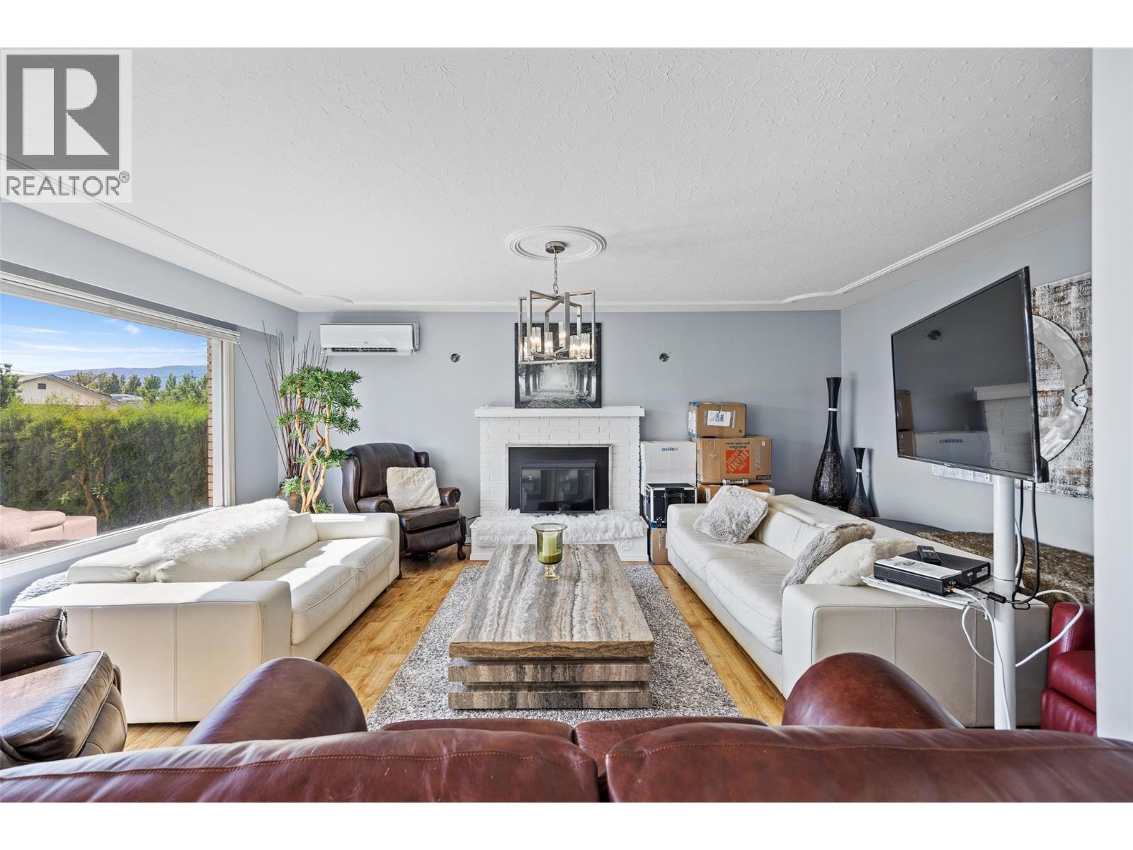 Photo 9 of 3473 Moberly Road, Kelowna BC