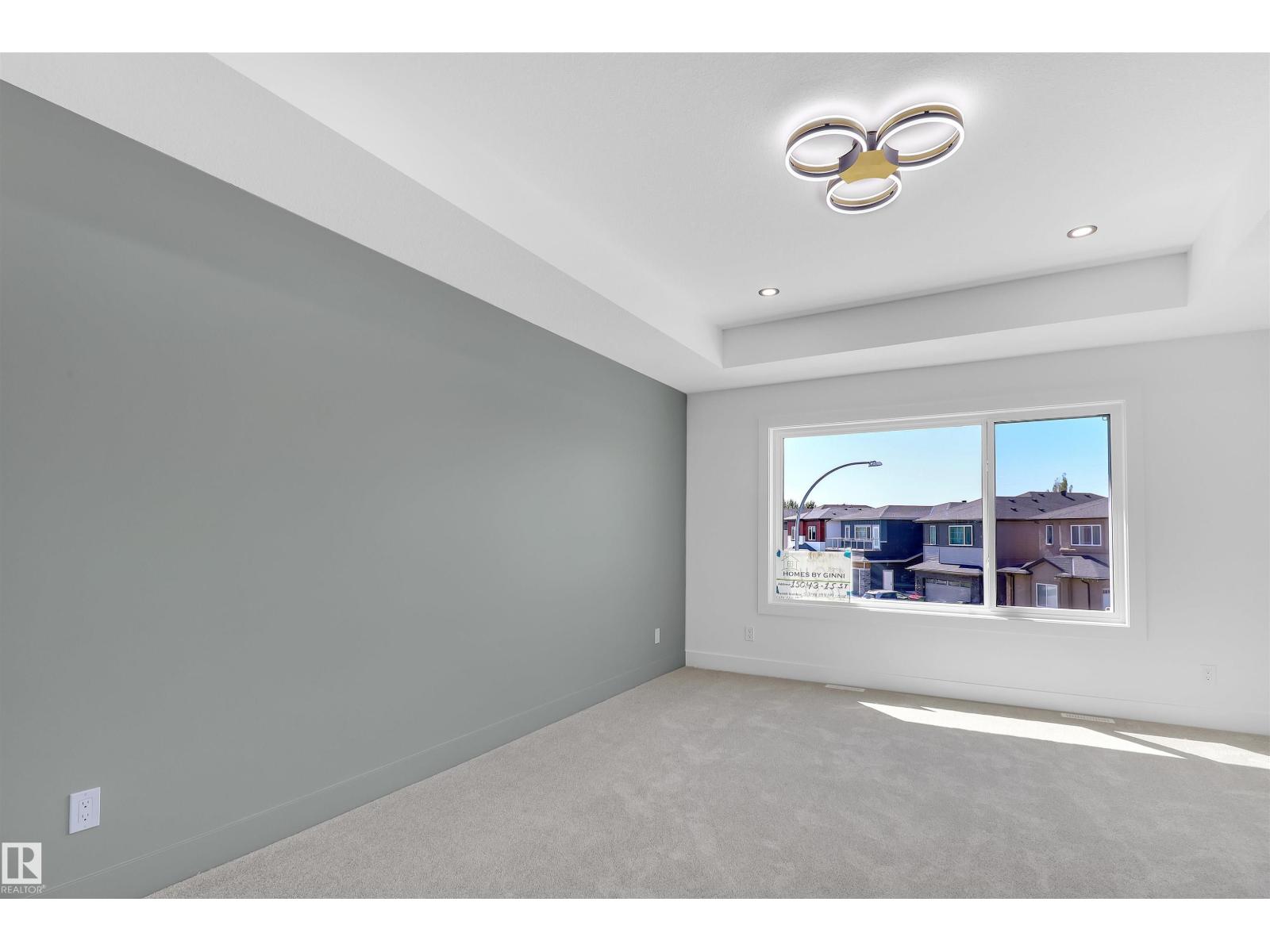 Photo 22 of 15043 15 St Nw, Edmonton AB