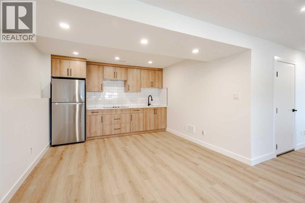 Single Family House Bi-level for Sale in  Huntbourne Road NE Huntington Hills Calgary 