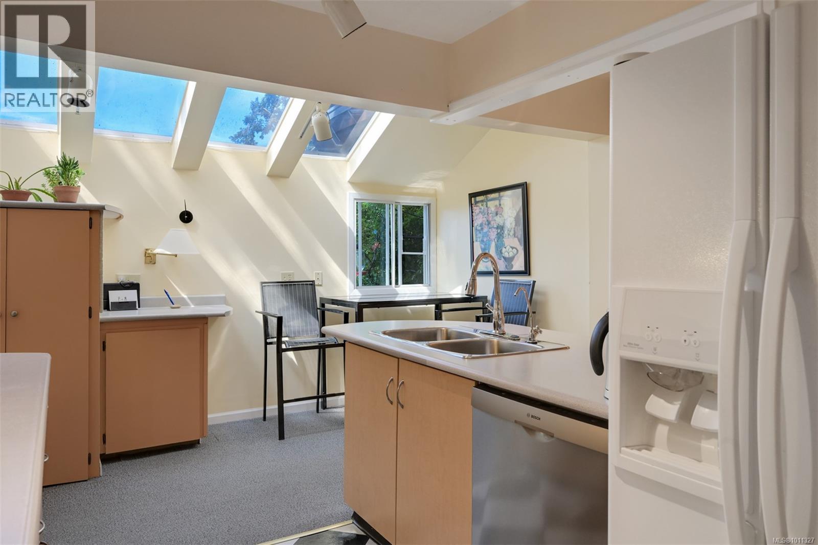 Single Family House for Sale in  Merritt St Victoria 
