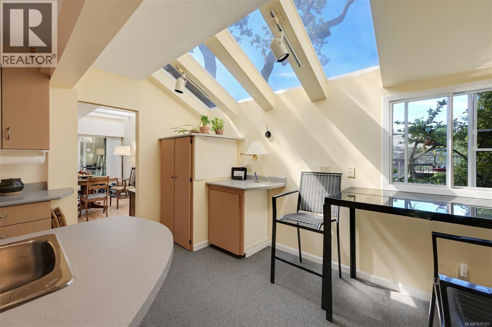 Single Family House for Sale in  Merritt St Victoria 