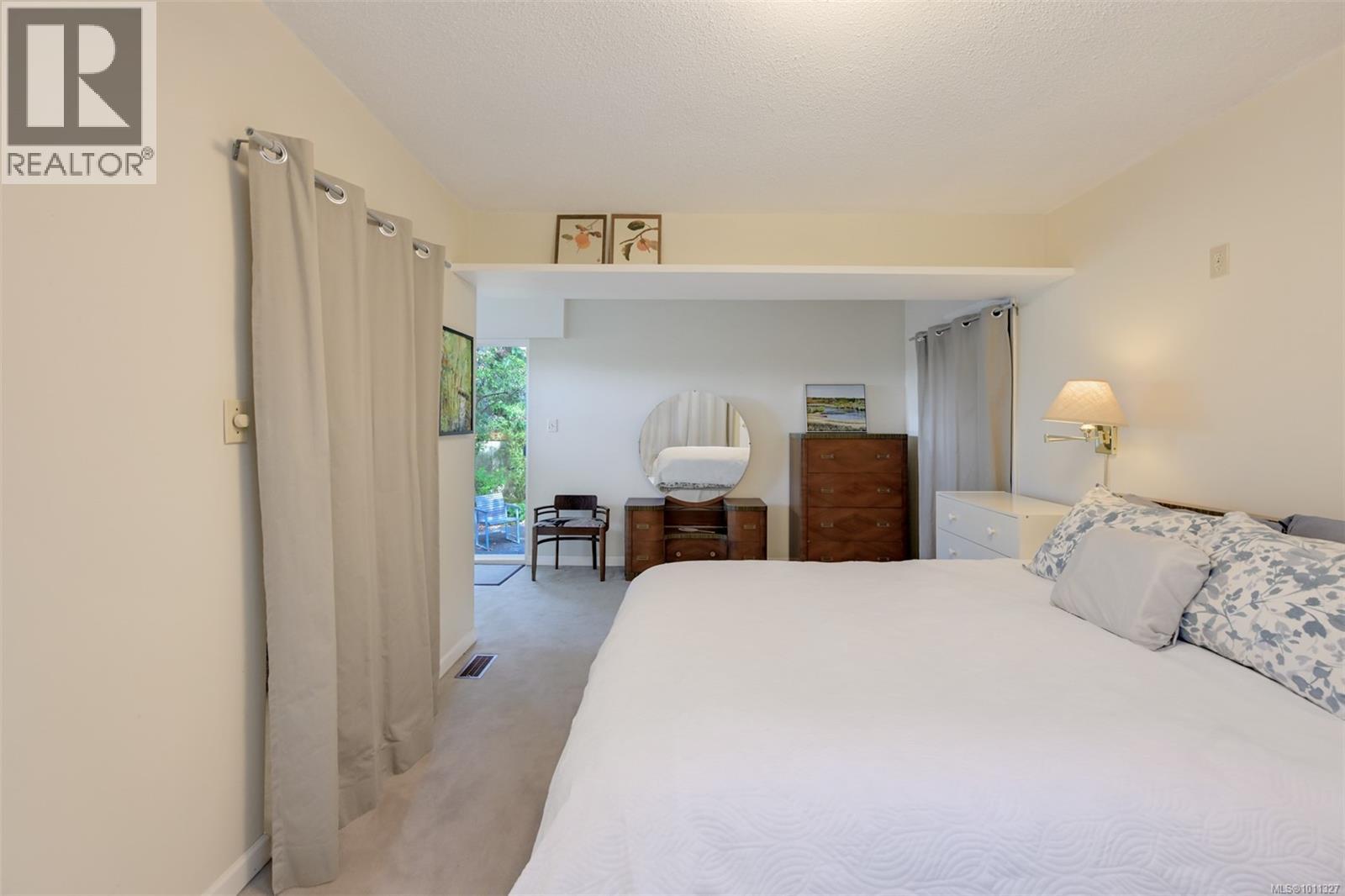 Single Family House for Sale in  Merritt St Victoria 