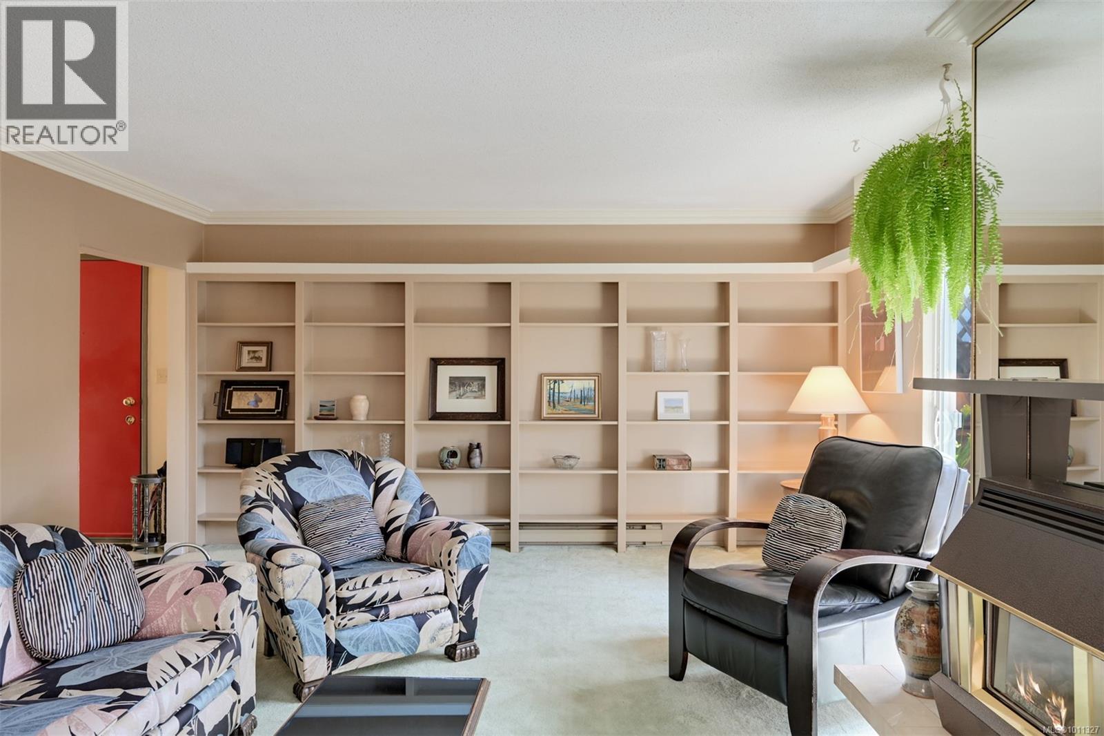 Single Family House for Sale in  Merritt St Victoria 