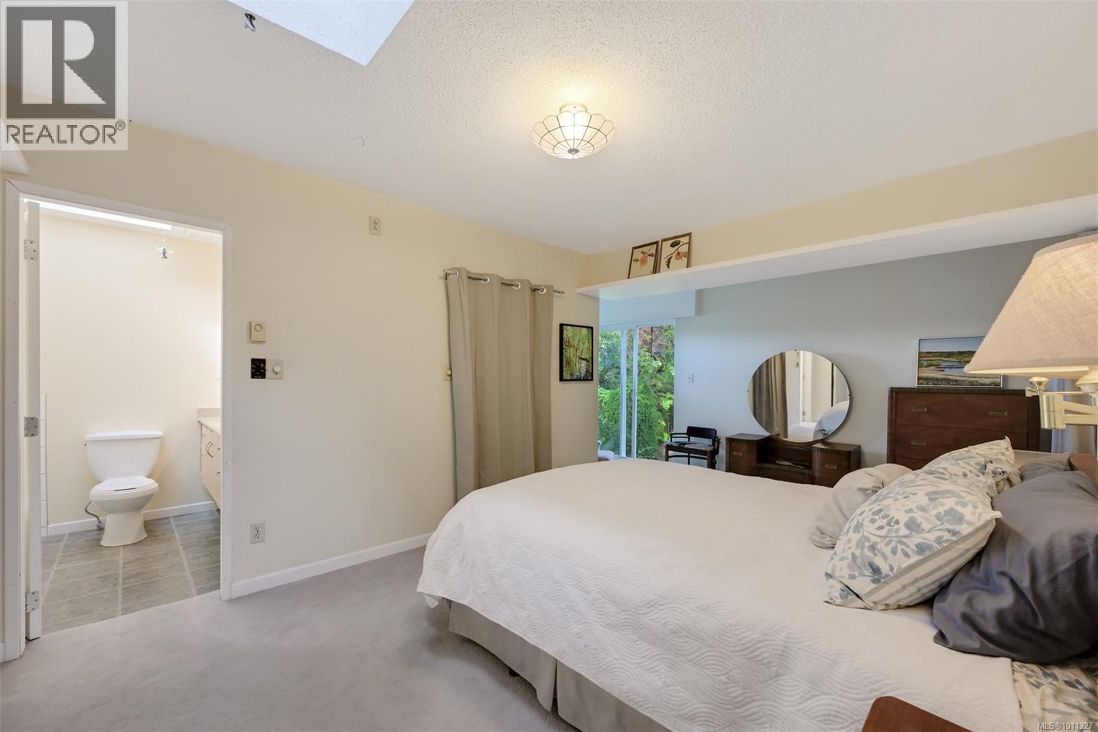 Single Family House for Sale in  Merritt St Victoria 