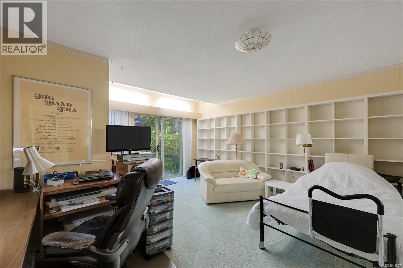 Single Family House for Sale in  Merritt St Victoria 